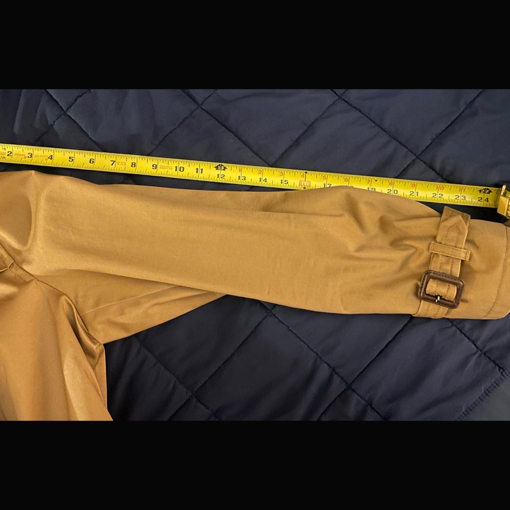 Banana Republic Tan Trench Coat - Picture 6 of 7